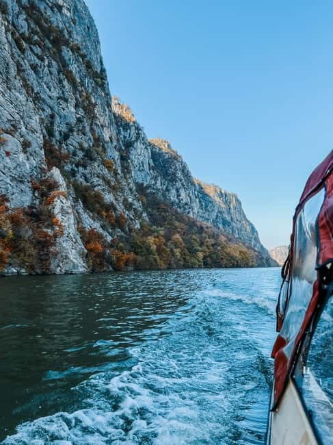 Eselnita: Boat Cruise on the Danube River - The Second Route: Crossing into Serbia