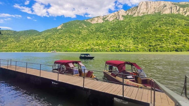 Eselnita: Boat Cruise on the Danube River - Reviewer Insights & Tips