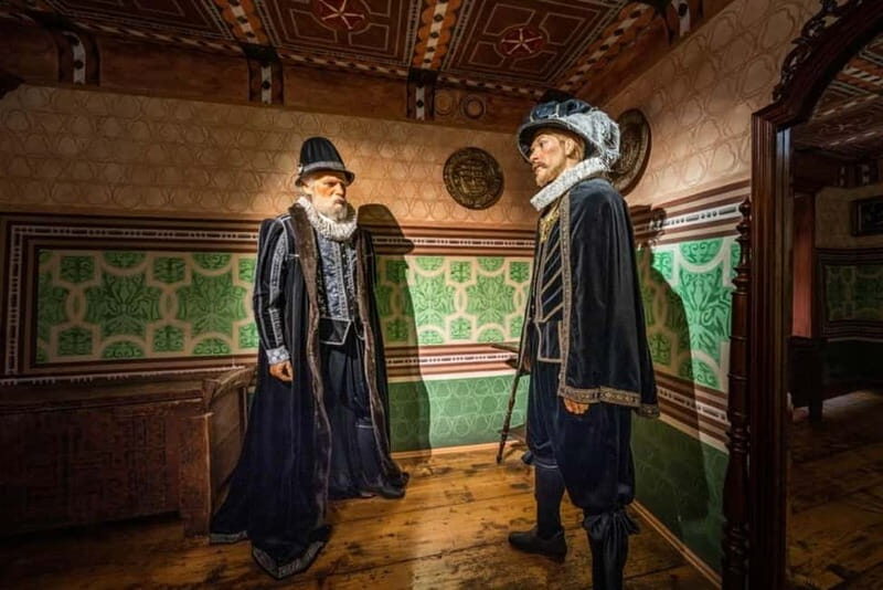 eský Krumlov: Wax Museum Entry Ticket - FAQ