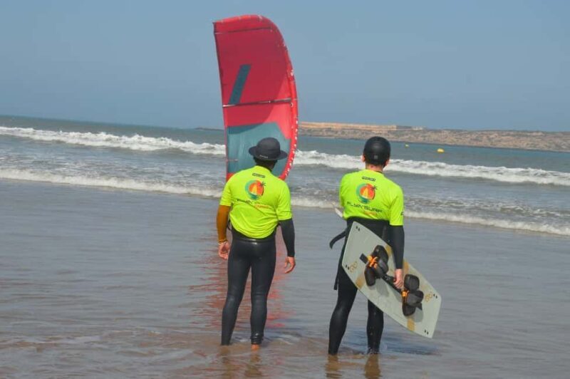 Essaouira: Kitesurf Lesson with changing rooms & Hot showers - An Honest Look at the Kitesurf Lesson in Essaouira