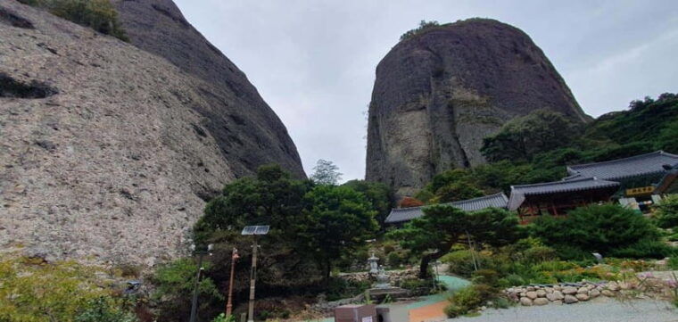 essence-of-jeonju-hanok-village-maisan-mountain