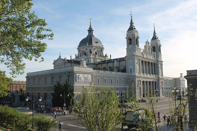 essential-madrid-walking-tour