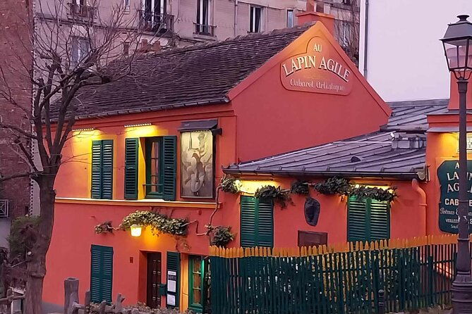 essential-montmartre-private-walking-tour