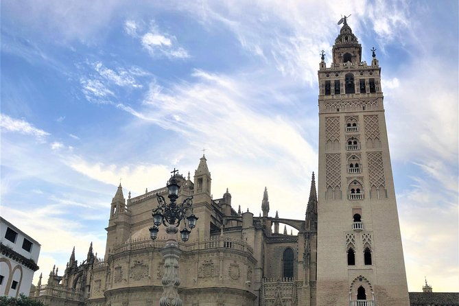 essential-seville-a-self-guided-audio-tour-explore-the-its-history-legends