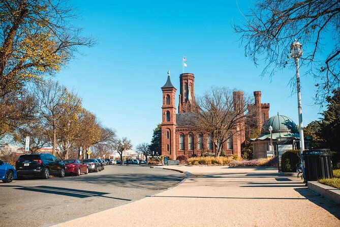 essential-smithsonian-tour-with-nmaahc-timed-entry