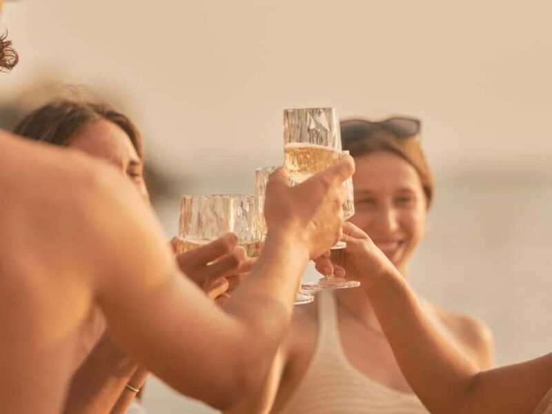 Estartit: Sunset Cruise with Snorkeling and a Drink - FAQ