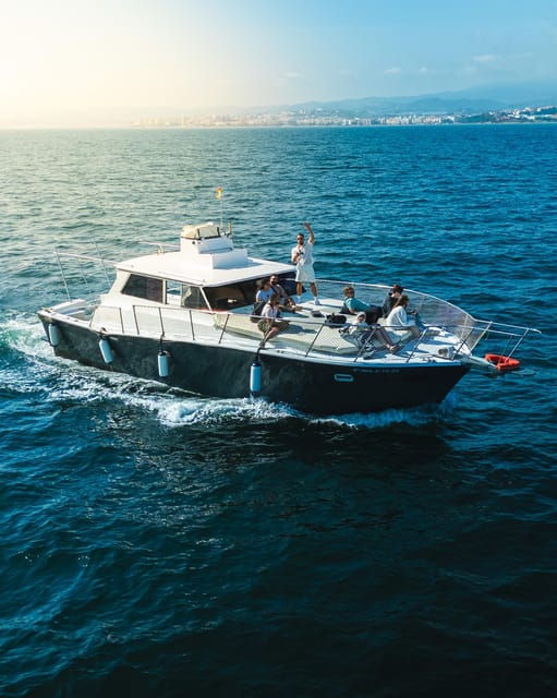 estepona-private-tour-dolphin-watching-cava