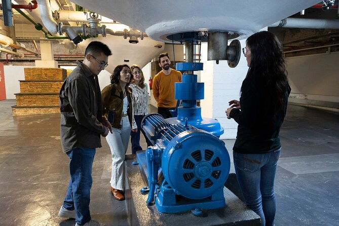 estrella-damm-old-brewery-barcelona-guided-tour-with-beer-tasting