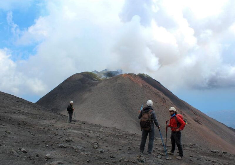 etna-4x4-excursion-with-winery-lunch-from-catania-and-taormina
