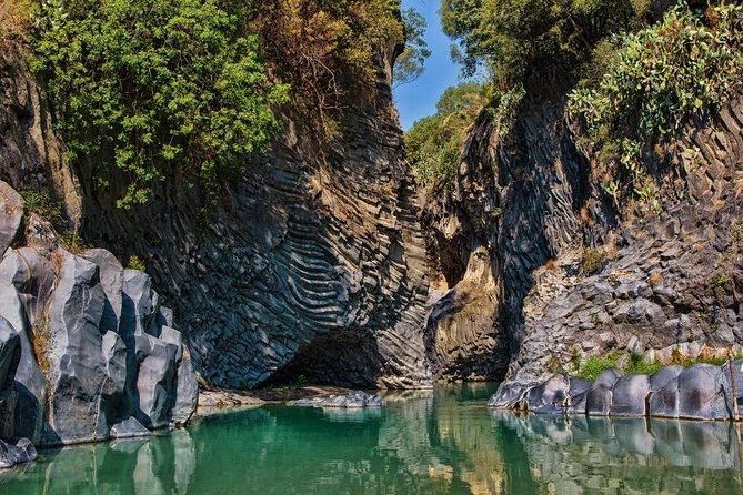 etna-alcantara-gorges