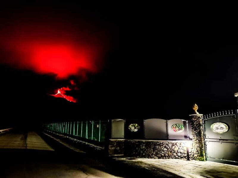 Etna Aromatic Experience: Scents of Sicily and Signature Flavors - An In-Depth Look at the Etna Aromatic Experience