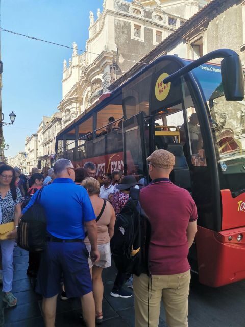 Etna by Panoramic Bus, Audioguide 9 languages, from Catania - The Value of the Tour