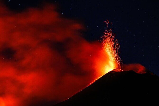 Etna craters excursion 3000 m. - An In-Depth Look at the Tour Experience