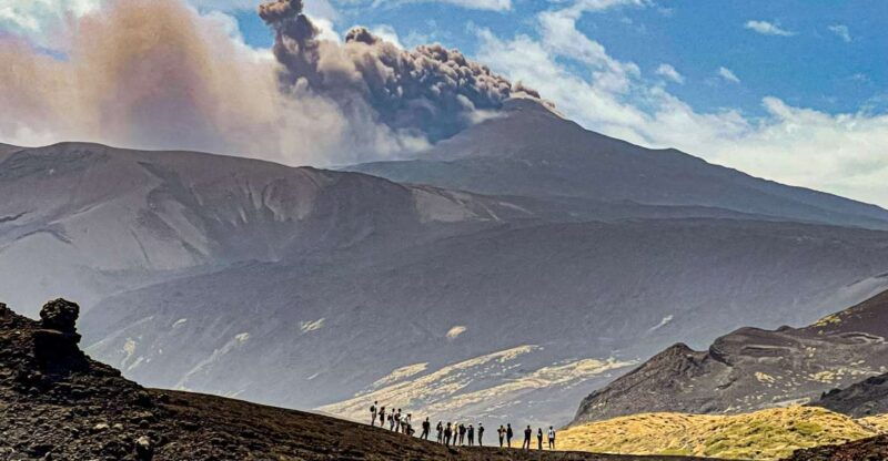 etna-craters-of-the-2002-eruption-trekking-experience