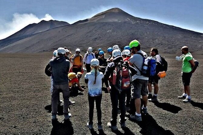 etna-excursions-summit-craters-2900-with-volcanological-guides-guidetna-it