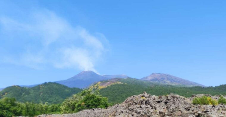 etna-morning-tour-caves-and-craters-2