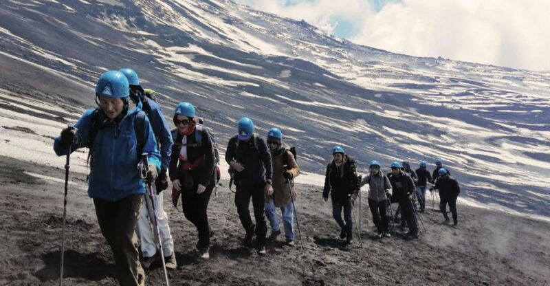 etna-south-high-altitude-winter-trek-with-an-alpine-guide