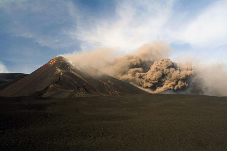etna-sud-trekking-to-the-summit-craters