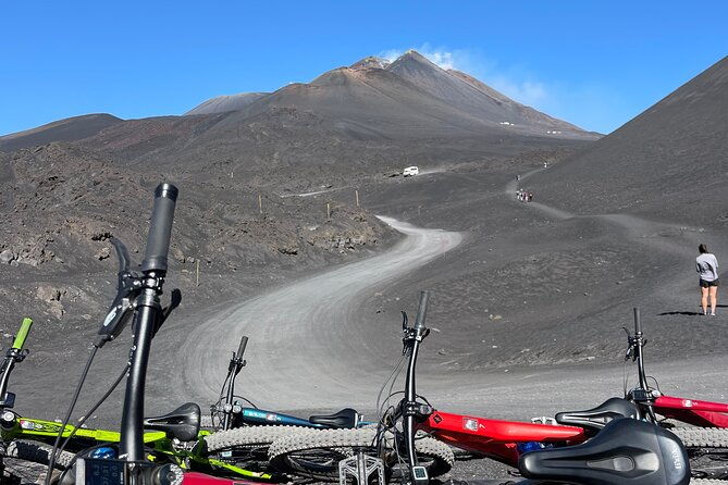 etna-summit-excursion-e-bike