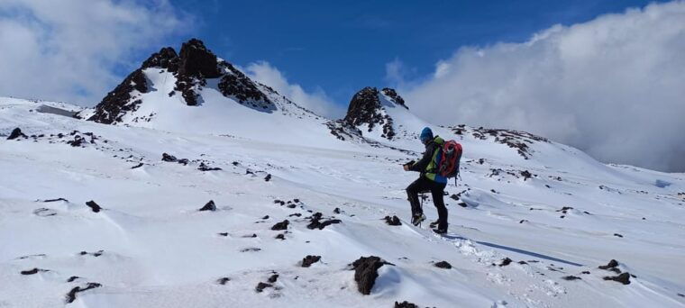 etna-the-path-among-the-lavas-trekking-on-mount-etna-at-3000-m