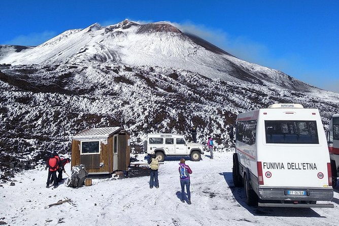 etna-tour-in-4x4-halfday-small-group