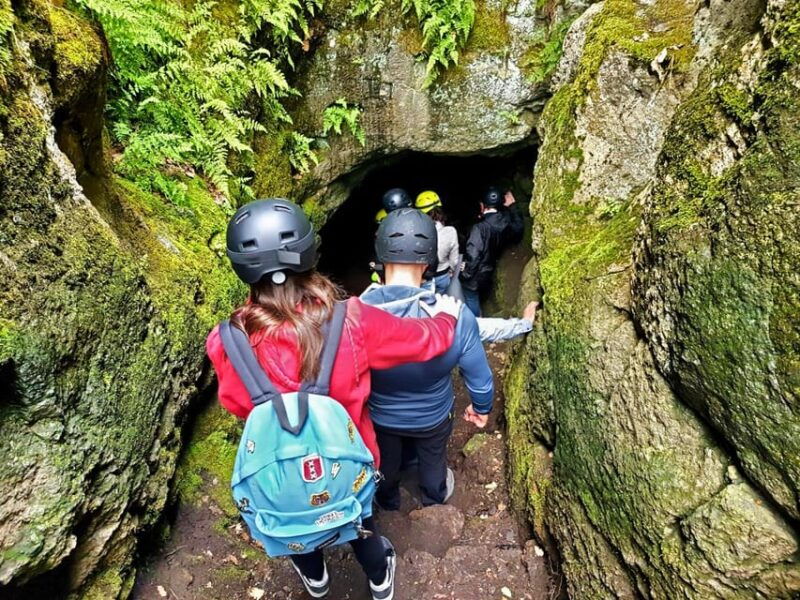 etna-underground-wonders-lava-flow-1992-familys-lunch