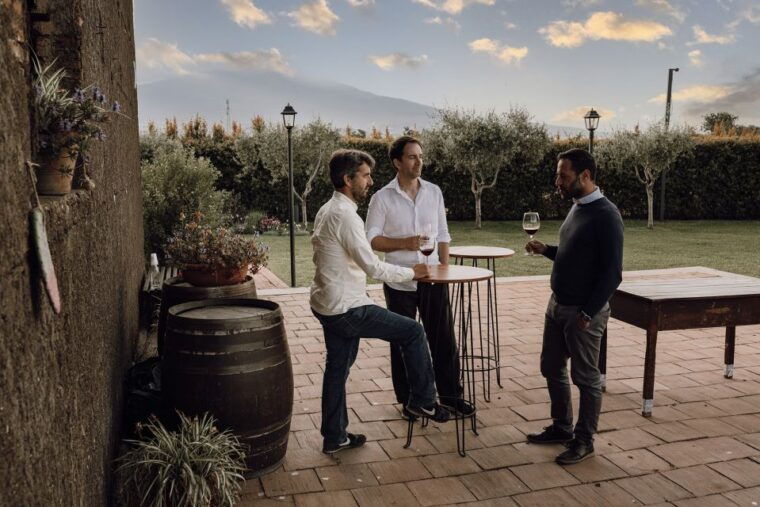 etna-urban-winery-vineyards-walk-wine-tasting-at-sunset