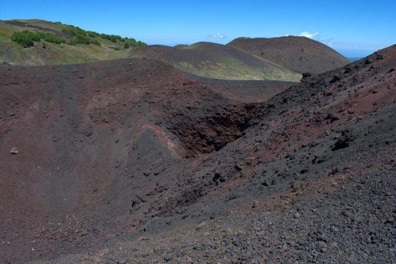 etna-volcano-excursion-to-the-crater-of-2002