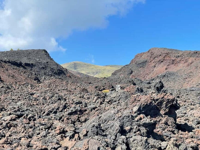 ETNA VOLCANO: Excursion to the Craters of 2002 - Key Points