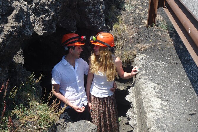 etna-wine-discovering-the-volcano-enjoying-a-wine-tasting