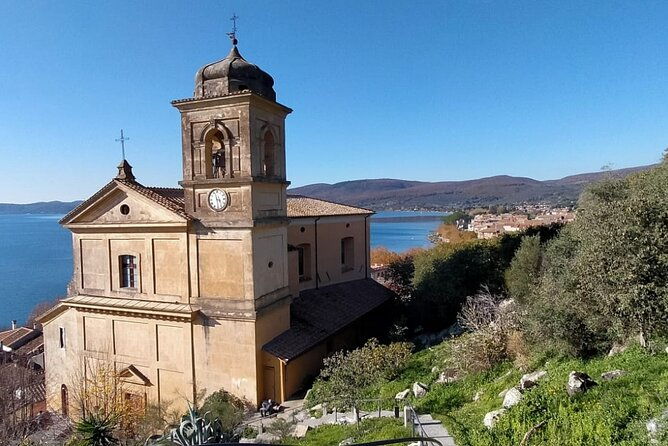 etruscan-countryside-lake-and-fortress-tour-from-civitavecchia