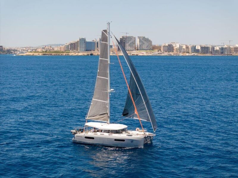 evening-catamaran-charter