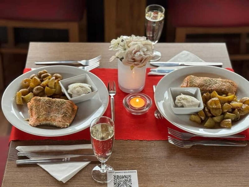 Evening cruise through Prague with 3-course served menu - Who Is This Experience Best For?