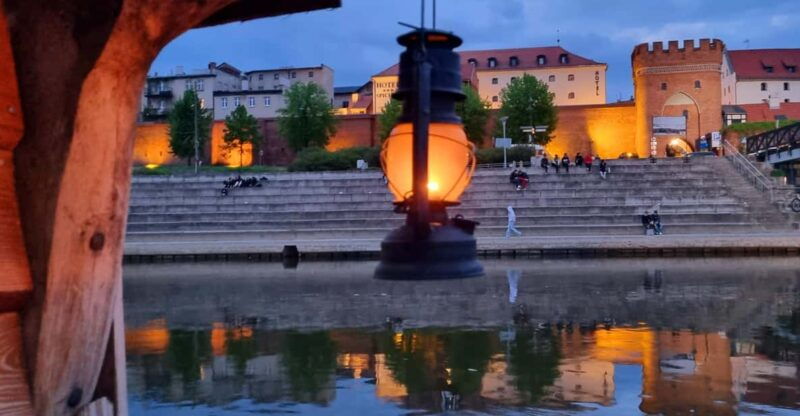 evening-cruises-in-torun