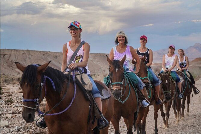 evening-horseback-ride-in-las-vegas-2
