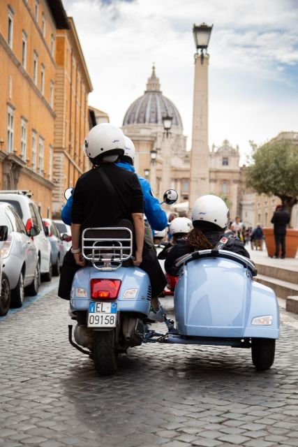 evening-vespa-sidecar-tour-with-gourmet-pizza-tasting