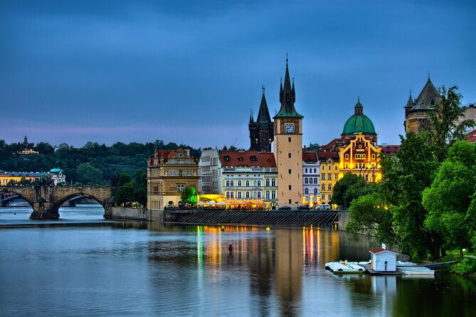 evening-view-walk-in-prague