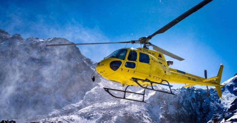 everest-base-camp-helicopter-tour-with-landing-3