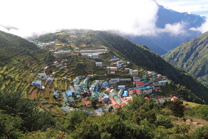 Everest Basecamp Trek: 14 days - High-Altitude Days and the Path to Everest Basecamp