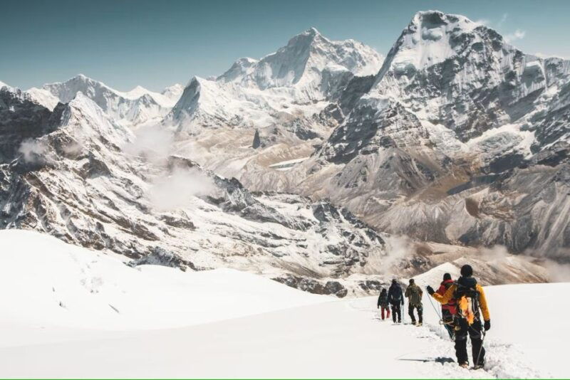 everest-region-mera-peak-climbing