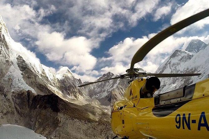 Everest Scenic Helicopter Flight With Multiple Landing - Key Points