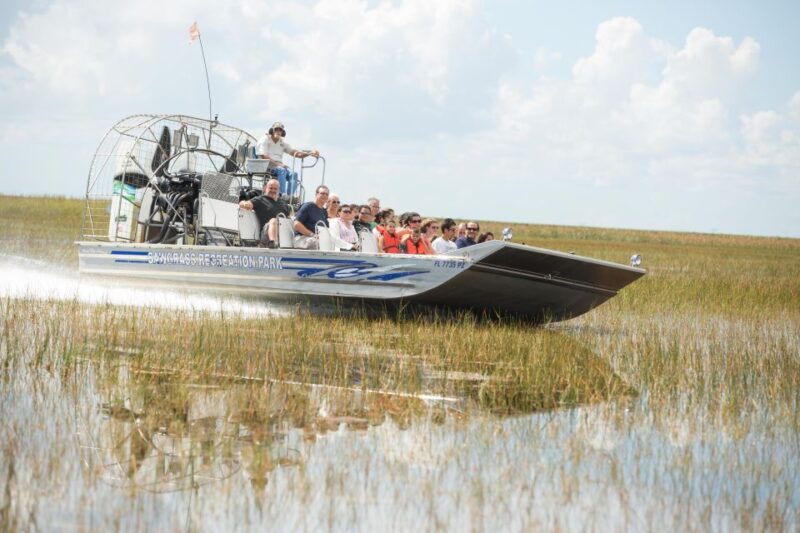 everglades-sawgrass-park-day-time-airboat-tour-exhibits
