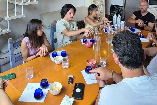 evo-oil-tasting-school-with-blindfolded-tasting-and-lunch