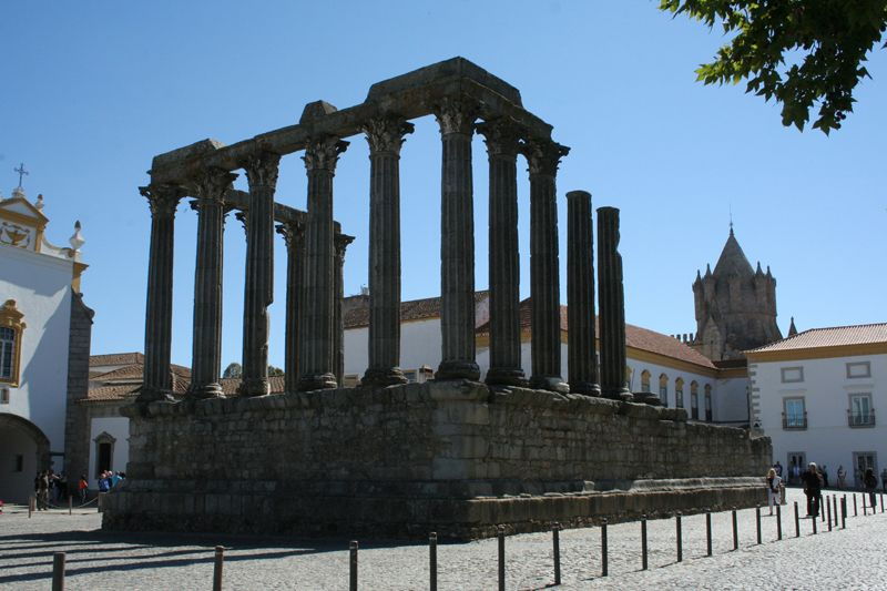 evora-and-megaliths-full-day-tour-from-lisbon