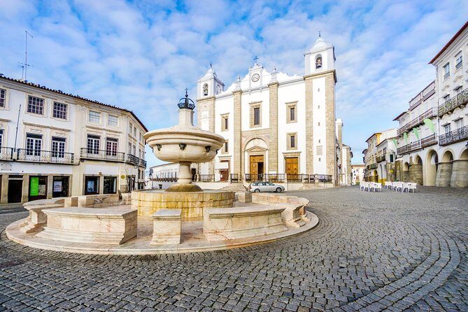 Evora and Monsaraz Private Tour From Lisbon - How the Experience Comes Together
