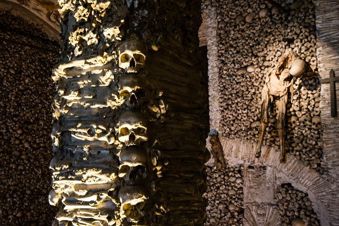 evora-megalithic-almendres-cromlech-2