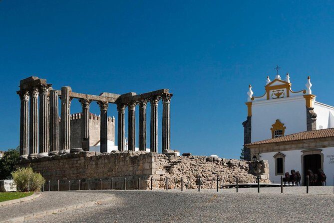 Évora & Monsaraz Wine Taste Small-Group Full Day Tour - Key Points