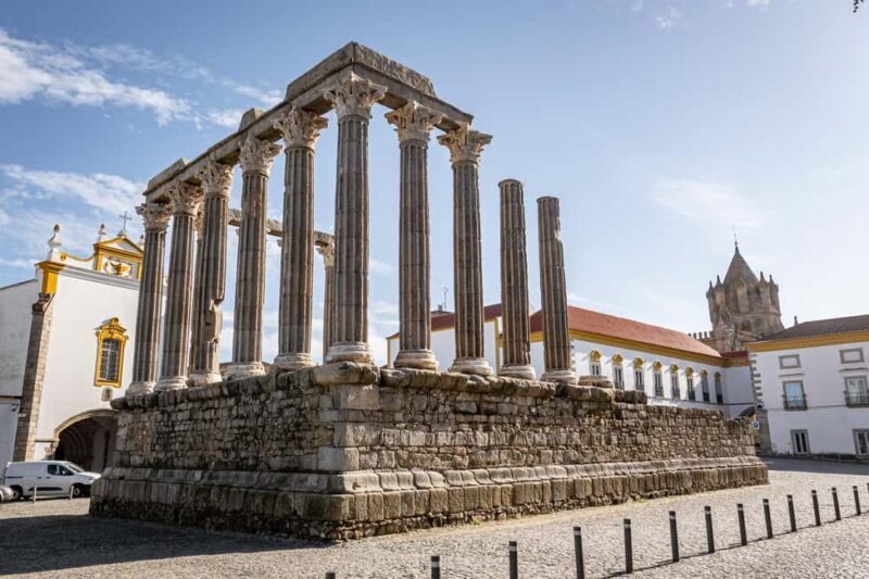 Évora: Private & Flexible Walking Tour in Historic Center - The Practical Side: Price, Duration, and Support