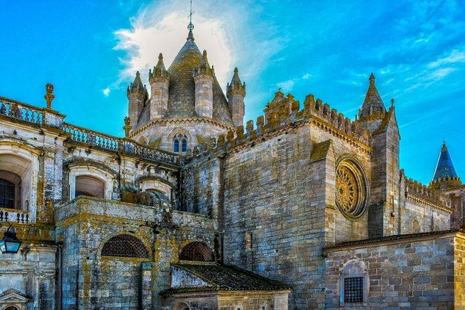 evora-private-full-day-sightseeing-tour-from-lisbon