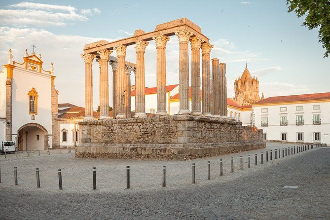 evora-private-walking-tour-with-a-professional-guide